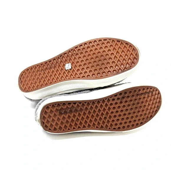 Vans Shoes Womens 10 Cozy Hug Faux Fur Low Top Sneakers Skater Gray Sherpa - Picture 7 of 10